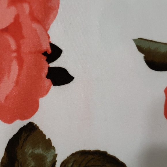 Top Fashion New York Floral Blouse - Picture 5 of 8